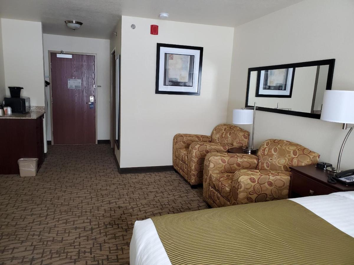 Cobblestone Inn & Suites - Barron Экстерьер фото