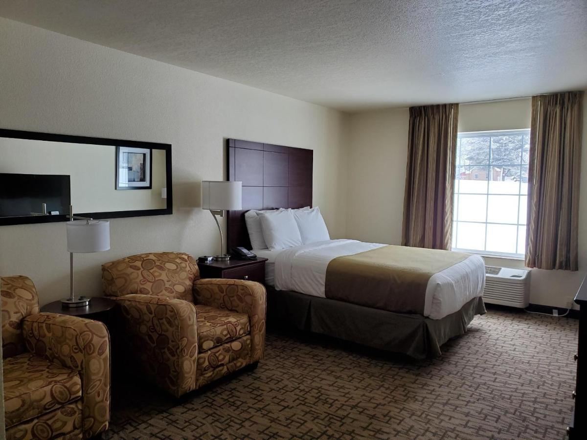 Cobblestone Inn & Suites - Barron Экстерьер фото