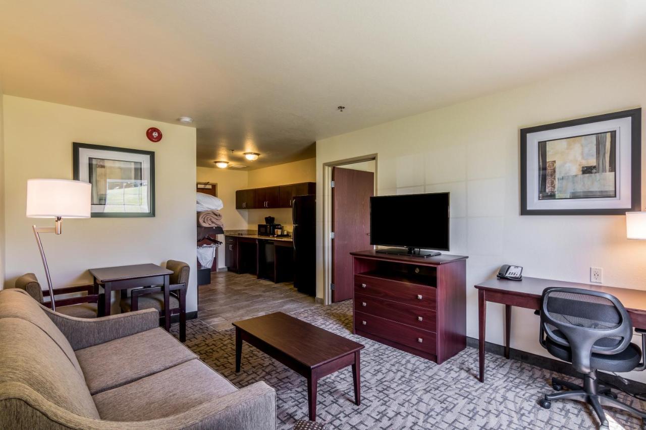 Cobblestone Inn & Suites - Barron Экстерьер фото